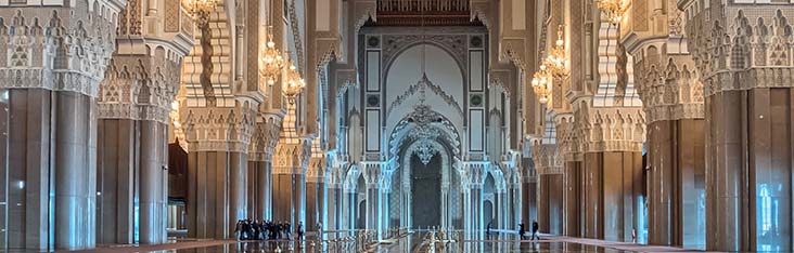 La majestueuse Mosque Hassan II avec Dollar Maroc